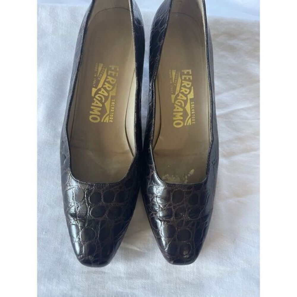 Salvatore Ferragamo Croc Embossed Dark Brown‎ Almond Toe Women's 7